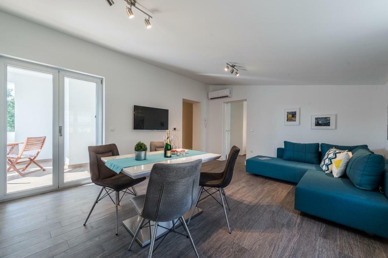 Apartments Ena 자다르 외부 사진